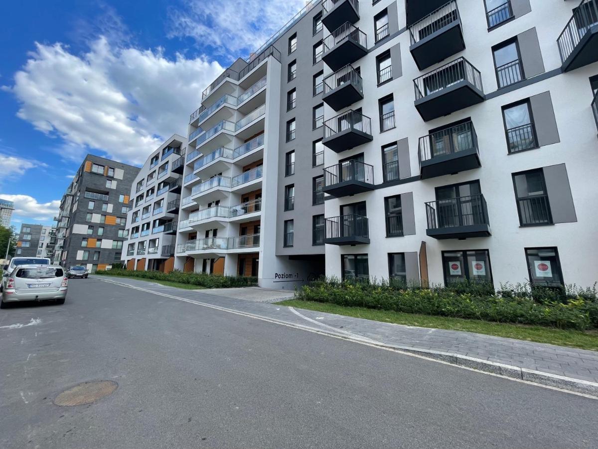 #2 Olive Center Free Garage Krakau
